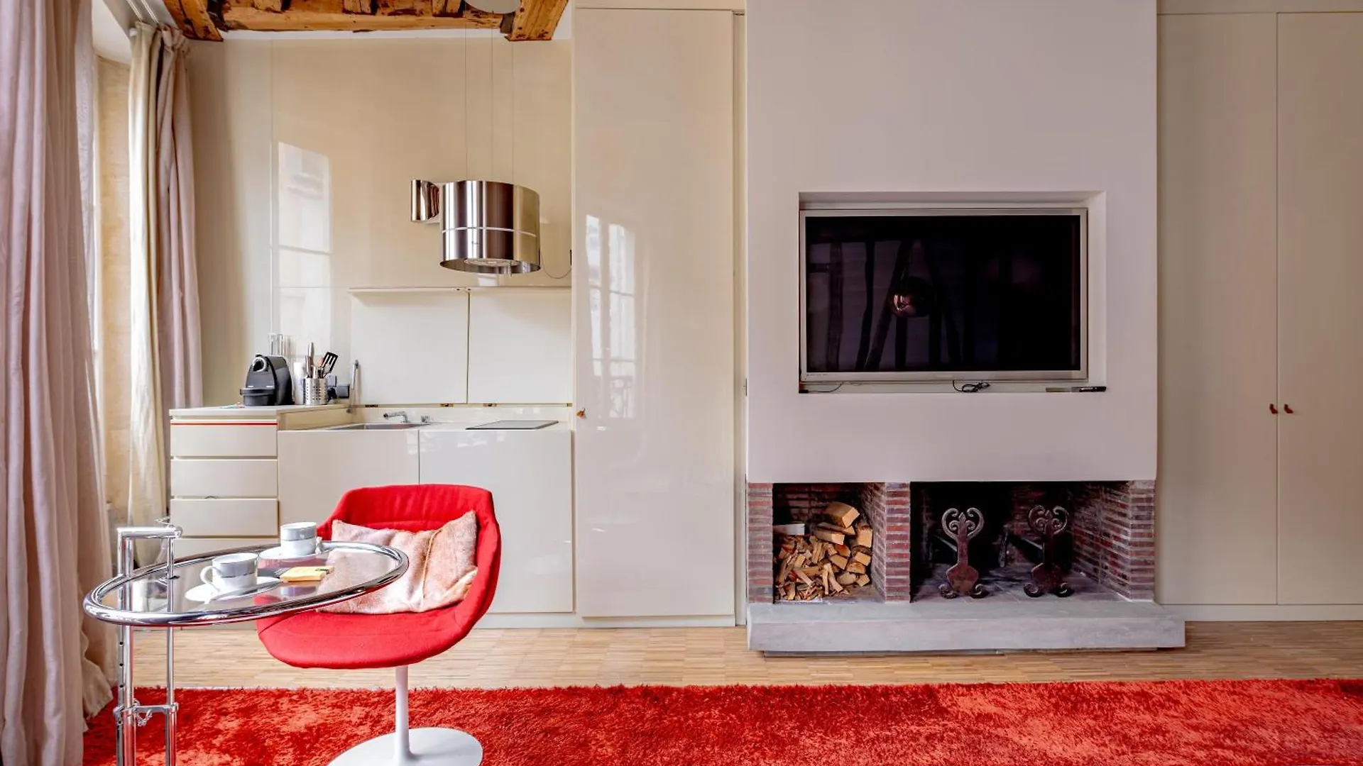 Apartamento Love Nest Jardin Du Luxembourg Paris França